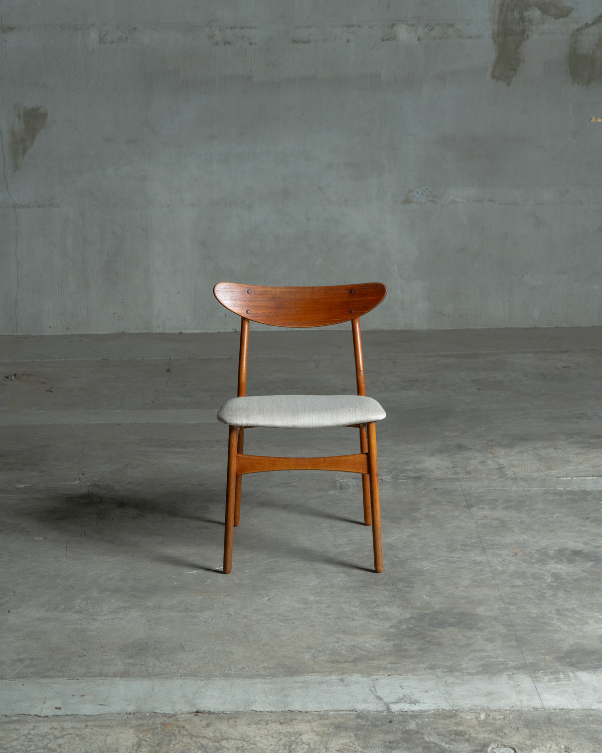 Model210 / Thomas Harlev / Farstrup｜北欧ヴィンテージ オーク材 ダイニングチェア