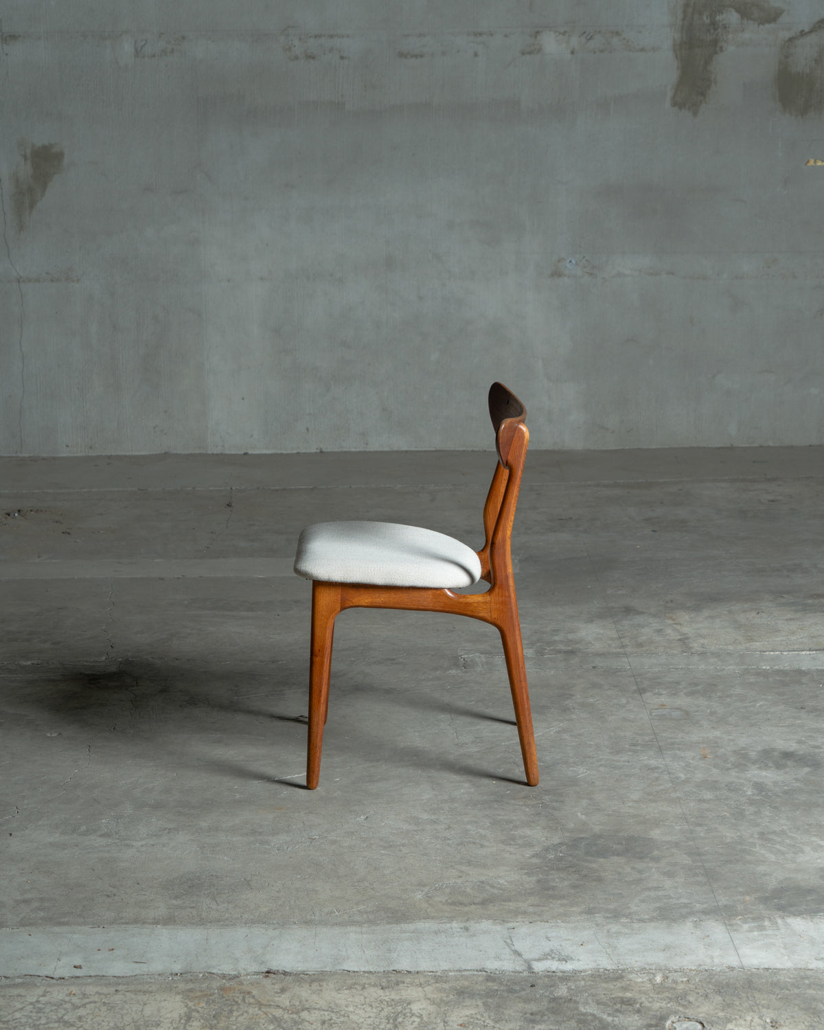 Model210 / Thomas Harlev / Farstrup｜北欧ヴィンテージ オーク材 ダイニングチェア