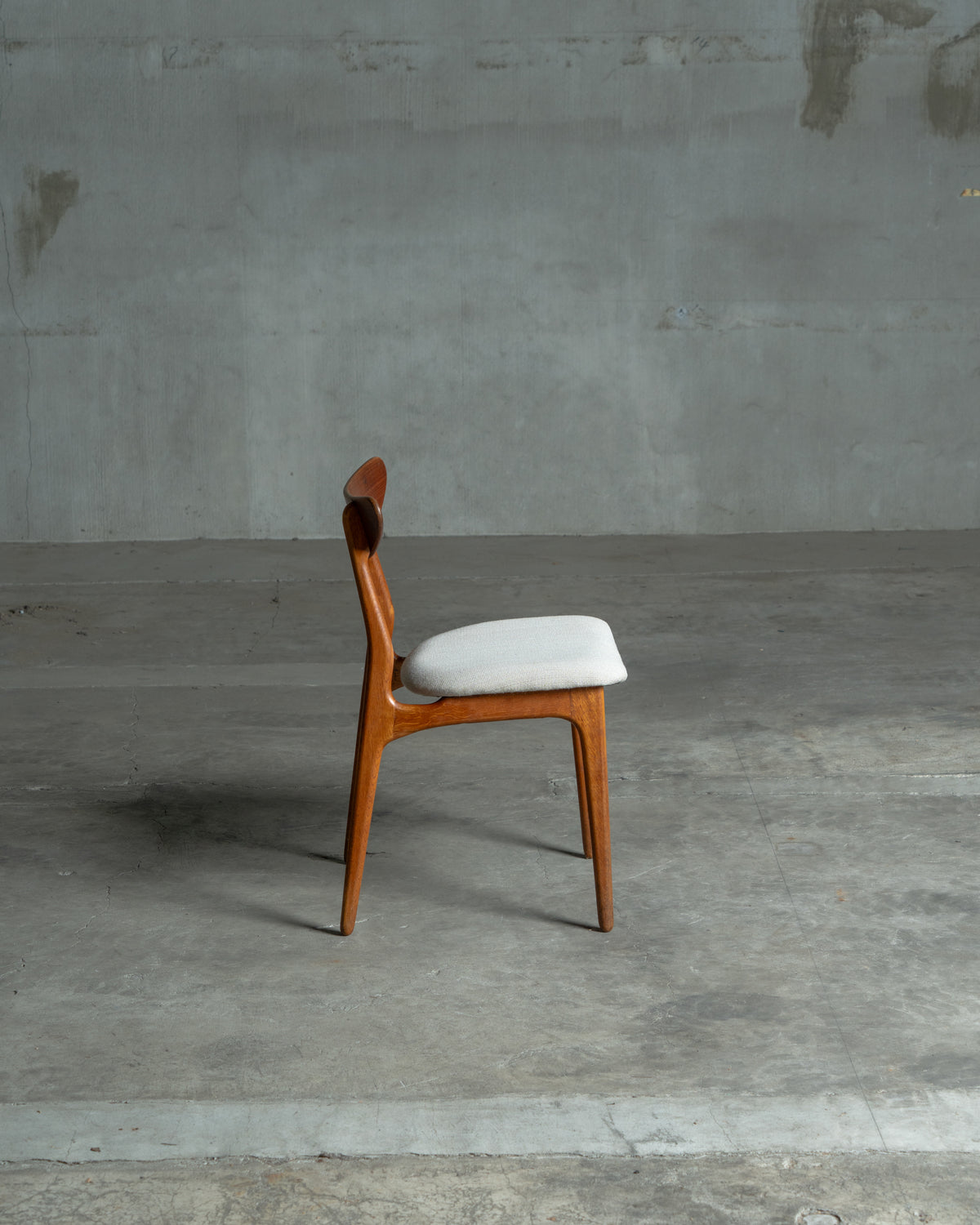 Model210 / Thomas Harlev / Farstrup｜北欧ヴィンテージ オーク材 ダイニングチェア