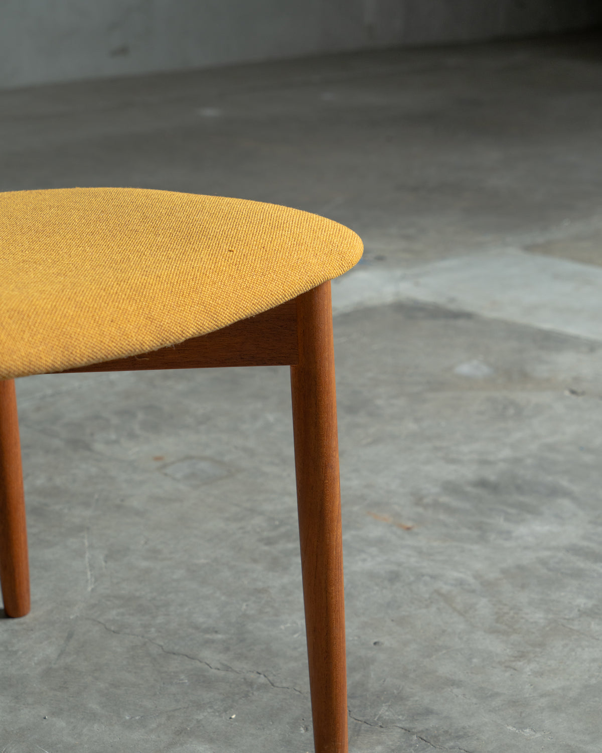 Harry Ostergaard / Randers Mobelfabrik｜北欧ヴィンテージ チーク材 ダイニングチェア