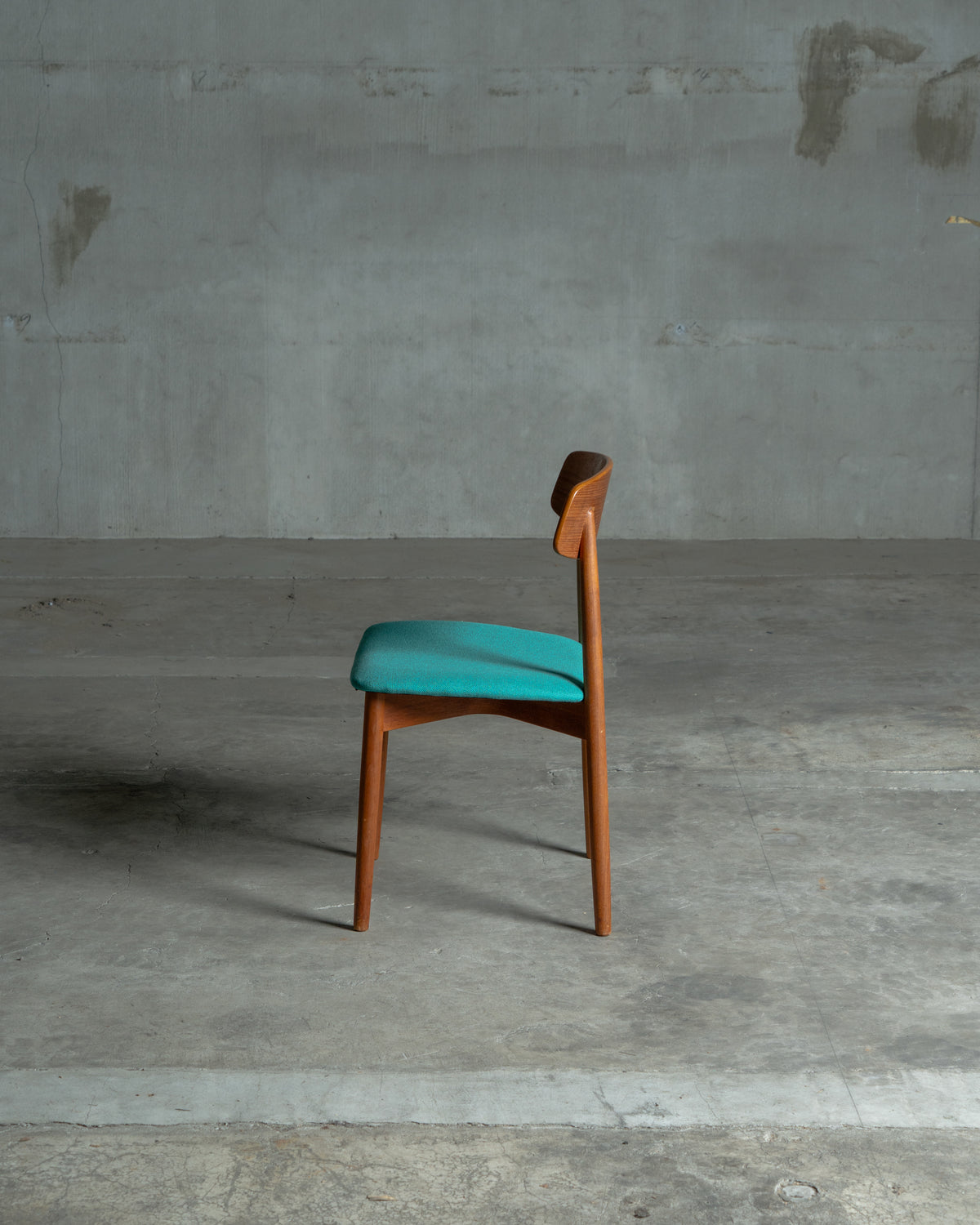 Harry Ostergaard / Randers Mobelfabrik｜北欧ヴィンテージ チーク材 ダイニングチェア