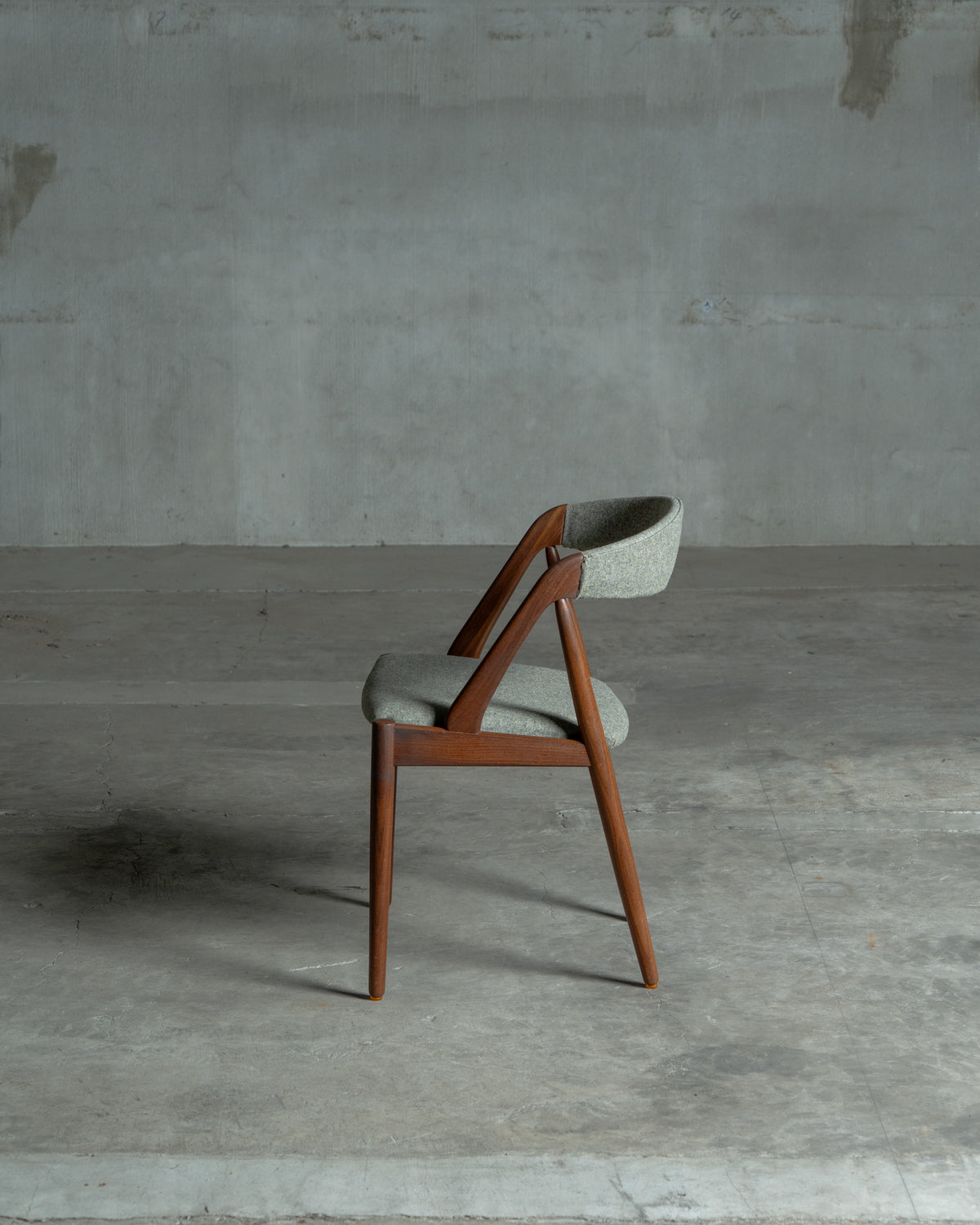 NV31 / Kai Kristiansen｜北欧ヴィンテージ チーク材 アームチェア