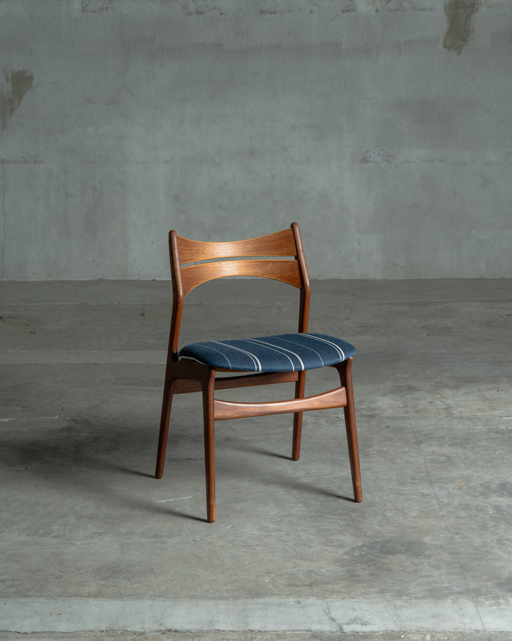 No.310 / Erik Buch / Christiansen Mobelfabrik｜北欧ヴィンテージ チーク材 ダイニングチェア