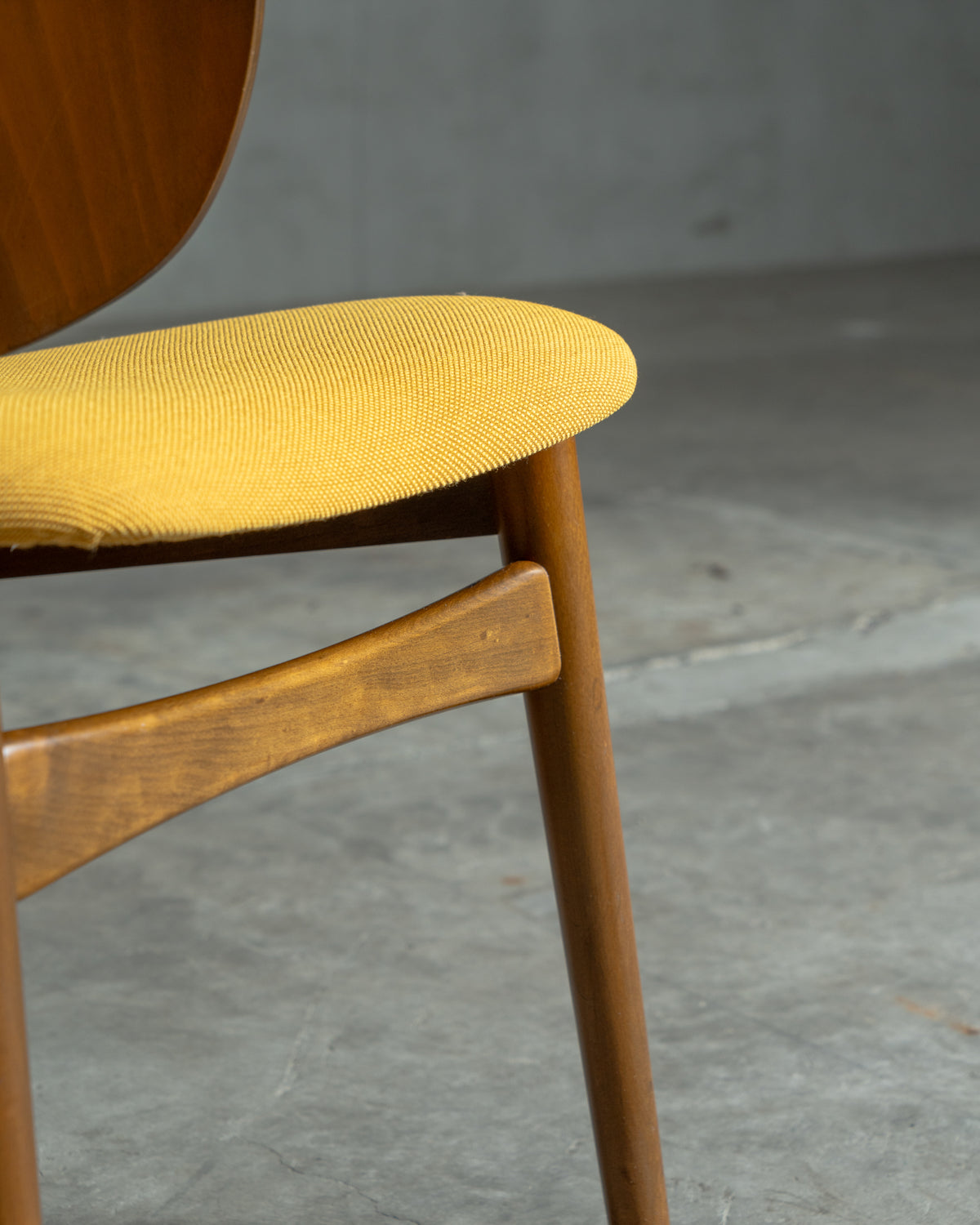 model.107 / Hans Olsen / Bramin｜北欧ヴィンテージ チーク材 イージーチェア