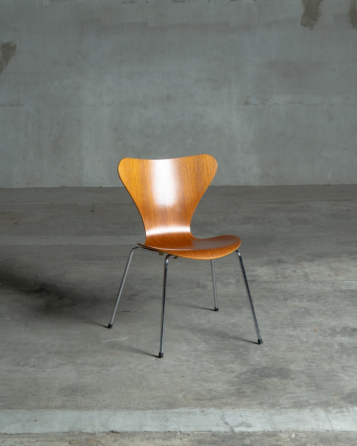 Series 7(Seven Chair) / Arne Jacobsen / Fritz Hansen｜北欧ヴィンテージ チーク材 ダイニングチェア