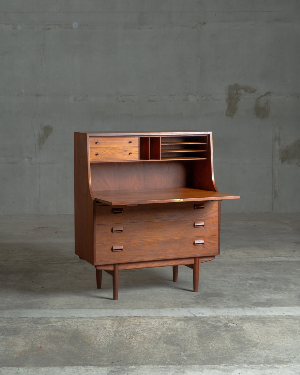 Model.143 / Borge Mogensen / Soborg Mobler｜北欧ヴィンテージ チーク材 チェスト