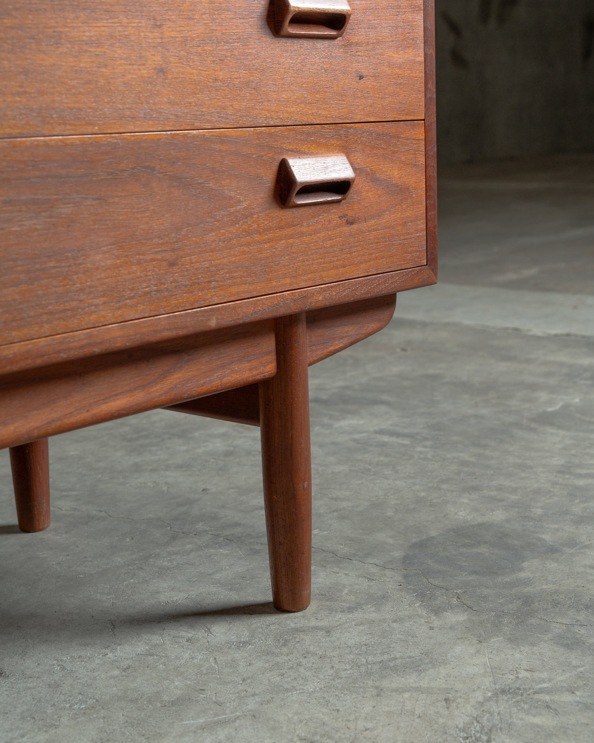 Model.143 / Borge Mogensen / Soborg Mobler｜北欧ヴィンテージ チーク材 チェスト