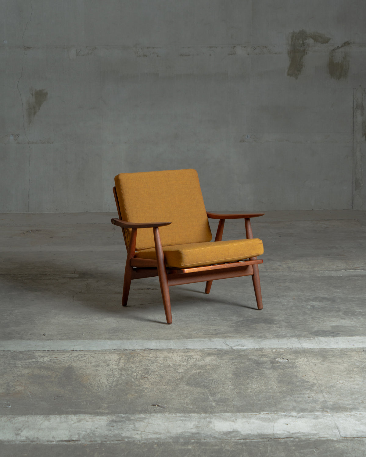 GE270 / Hans J. Wegner / GETAMA｜北欧ヴィンテージ チーク材 イージーチェア