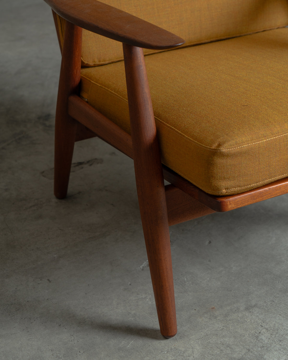 GE270 / Hans J. Wegner / GETAMA｜北欧ヴィンテージ チーク材 イージーチェア