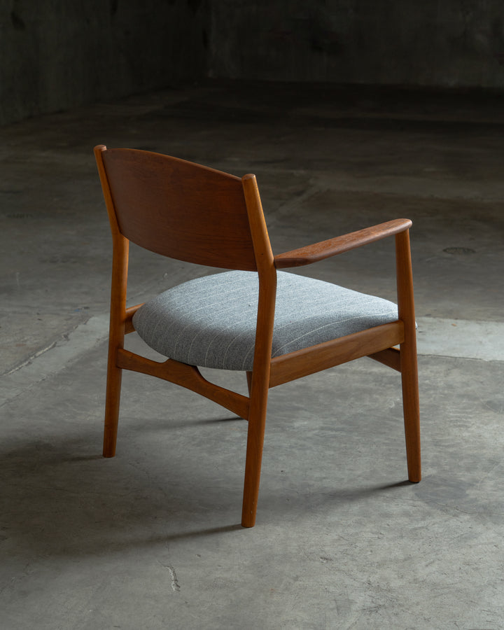 Model.147 / Borge Mogensen / Soborg Mobler｜北欧ヴィンテージ チーク材 ダイニングチェア