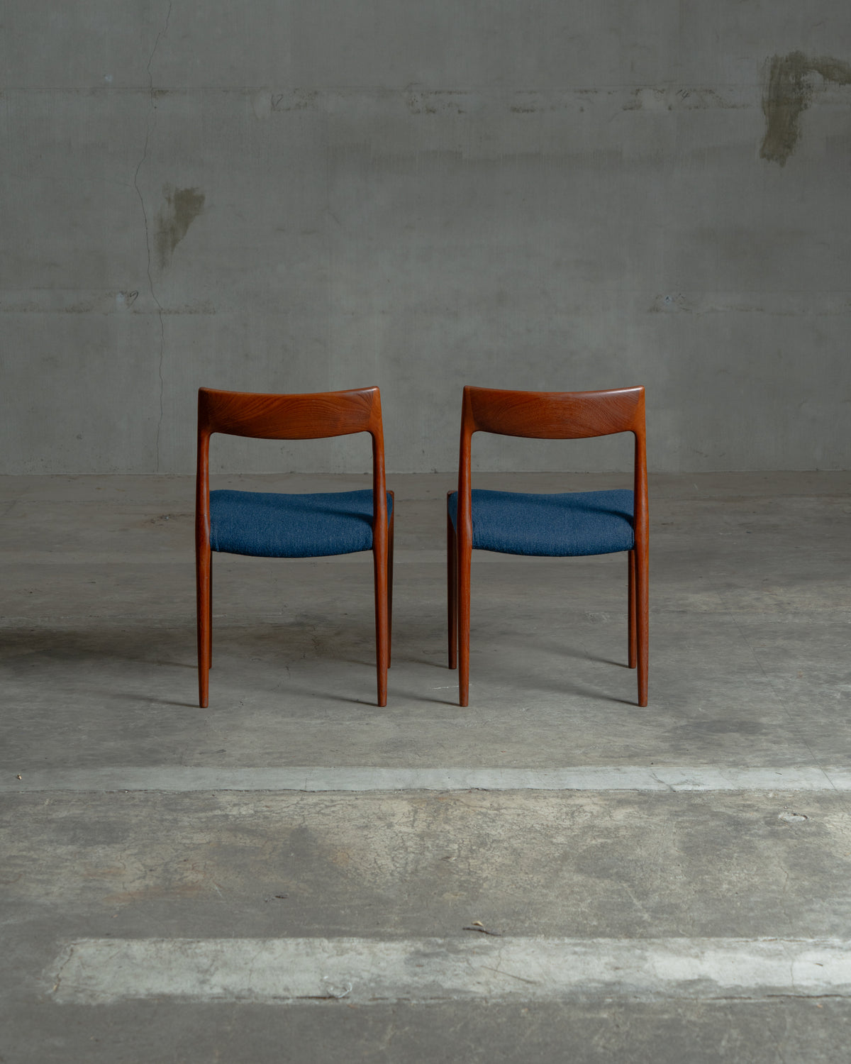Model.77 / Niels O. Moller / J.L. Moller｜北欧ヴィンテージ ローズウッド ダイニングチェア