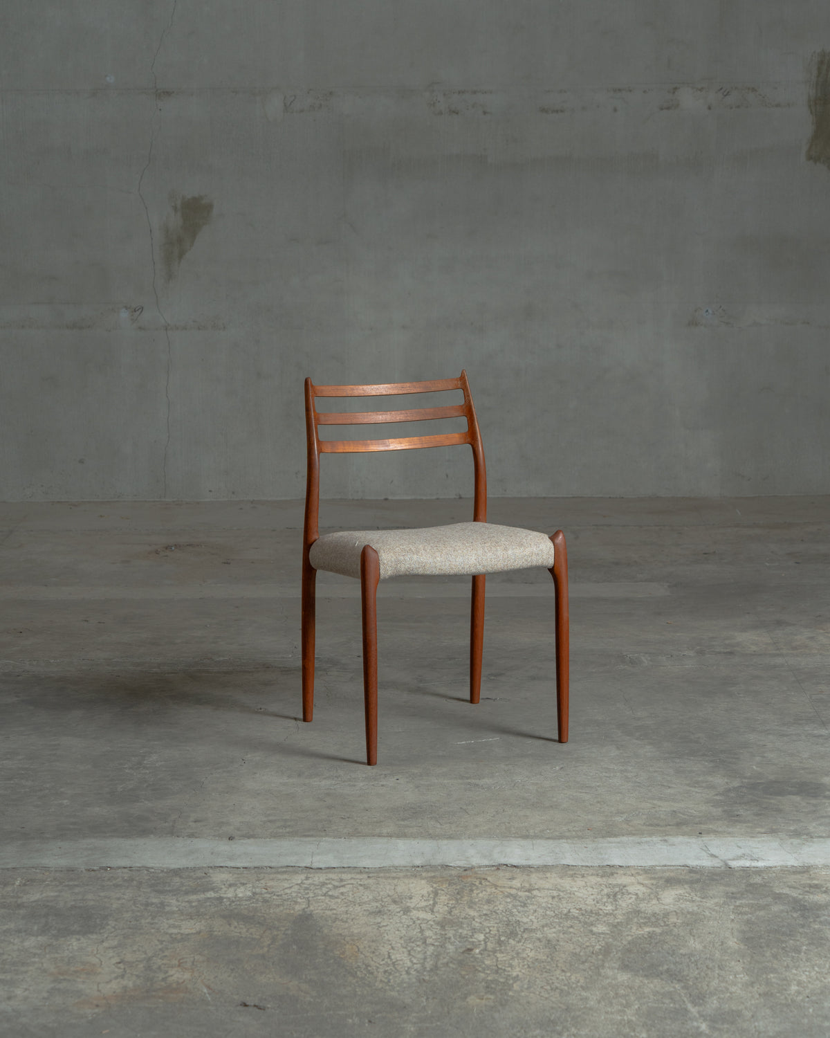 Model.78 / Niels O. Moller / J.L. Moller｜北欧ヴィンテージ チーク材 ダイニングチェア