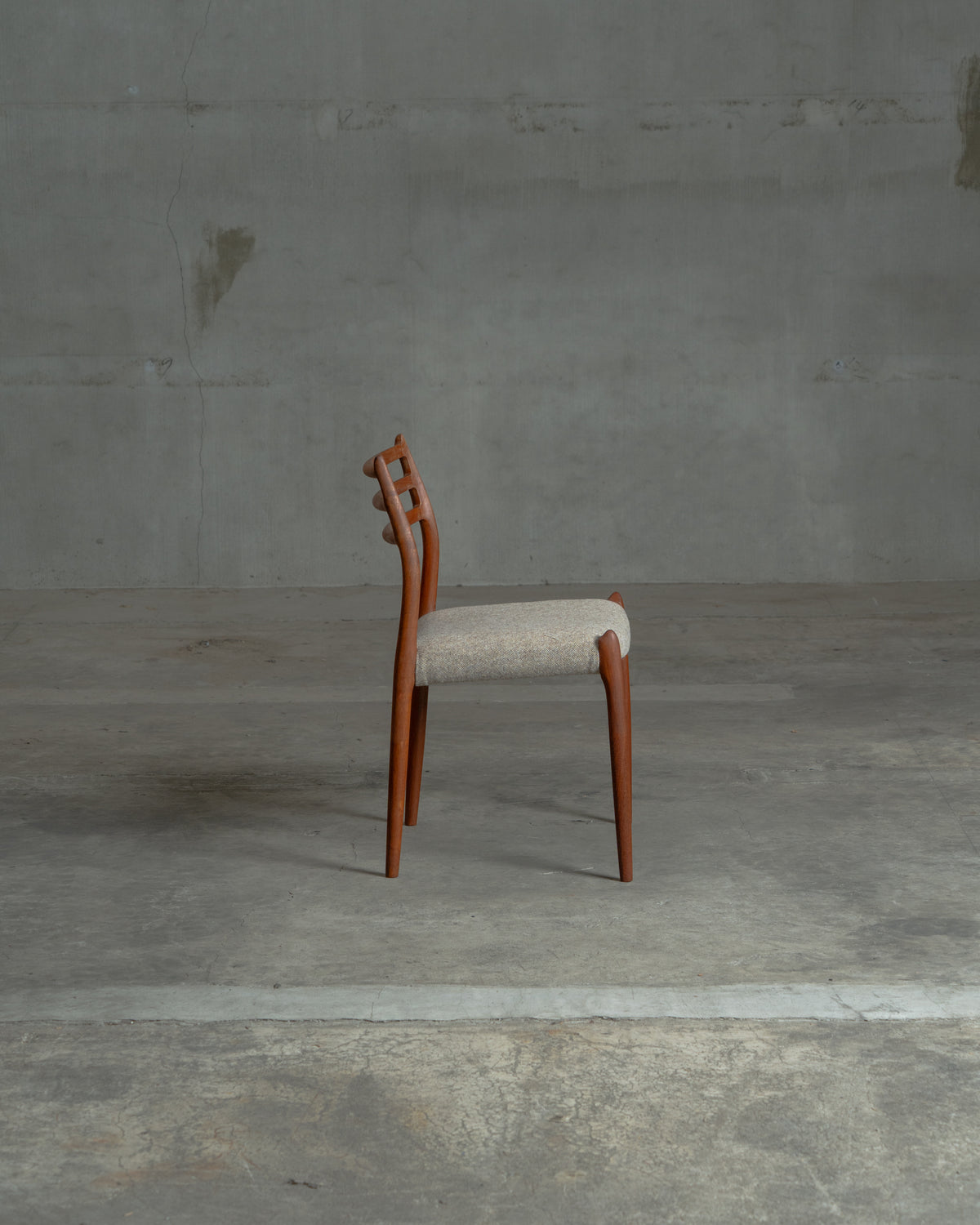 Model.78 / Niels O. Moller / J.L. Moller｜北欧ヴィンテージ チーク材 ダイニングチェア