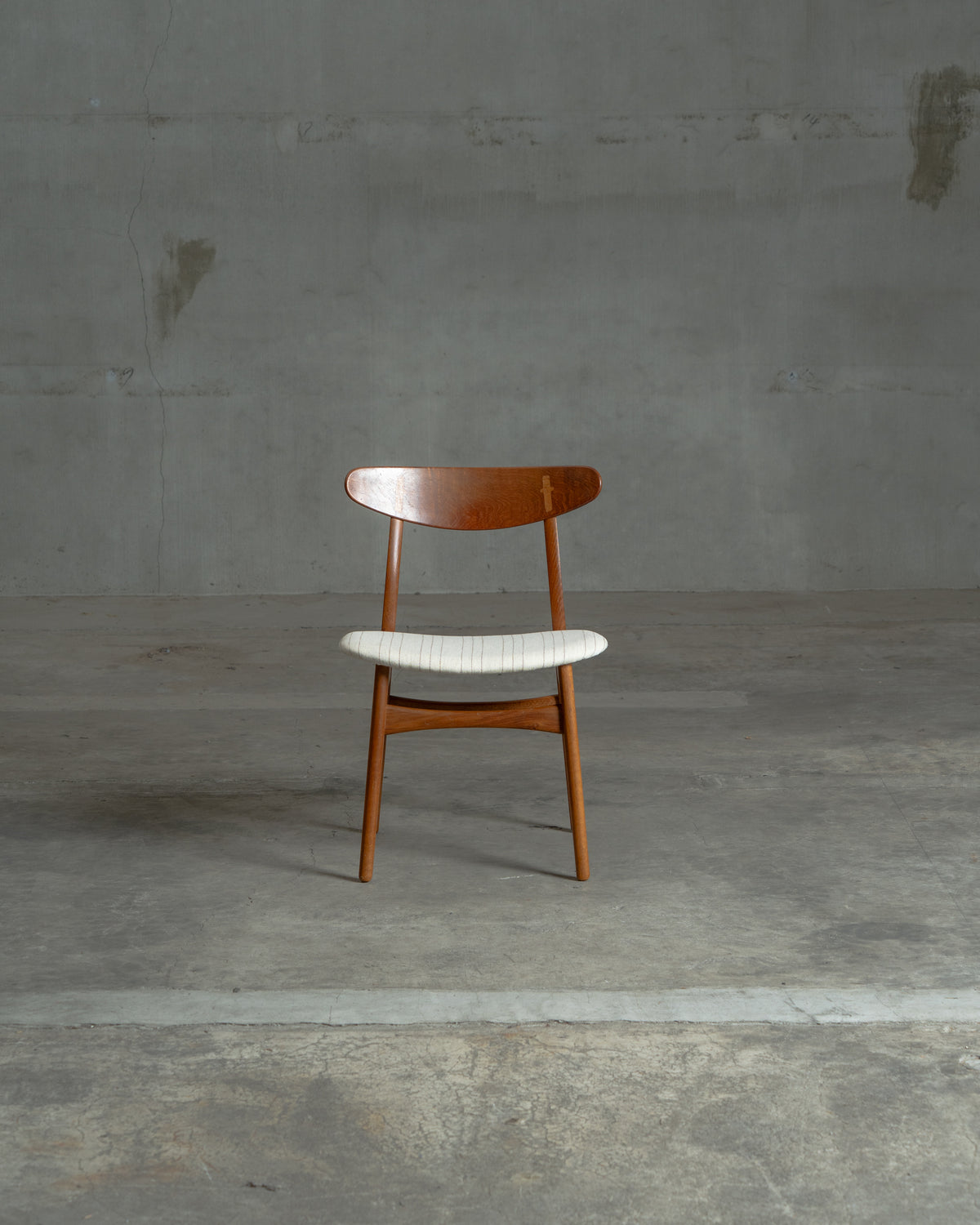 CH30 / Hans J. Wegner / Carl Hansen & Son｜北欧ヴィンテージ オーク材 ダイニングチェア