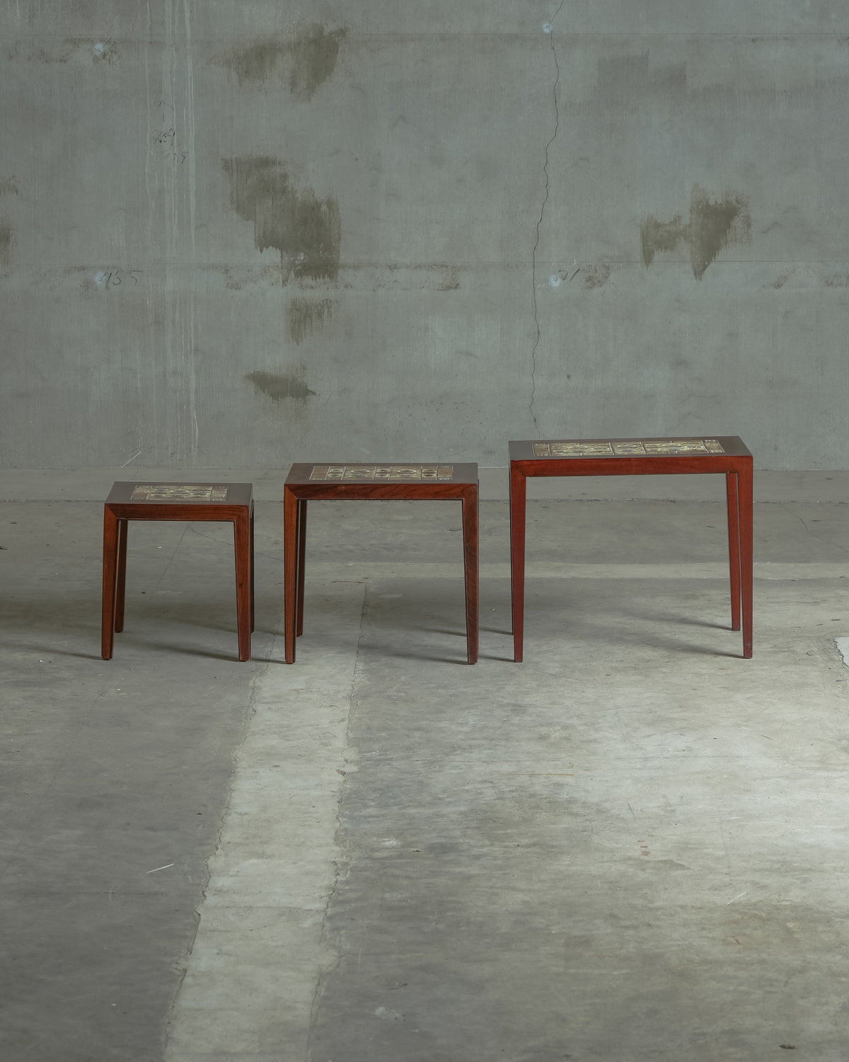 BACKシリーズ / Severin Hansen / Haslev×Royal Copenhagen｜北欧ヴィンテージ タイルトップ ネストテーブル