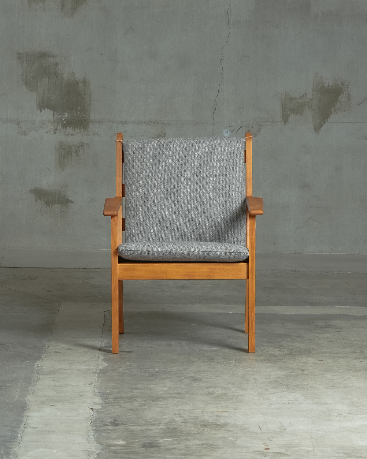 GE284 / Hans J. Wegner / GETAMA｜北欧ヴィンテージ オーク材 イージーチェア
