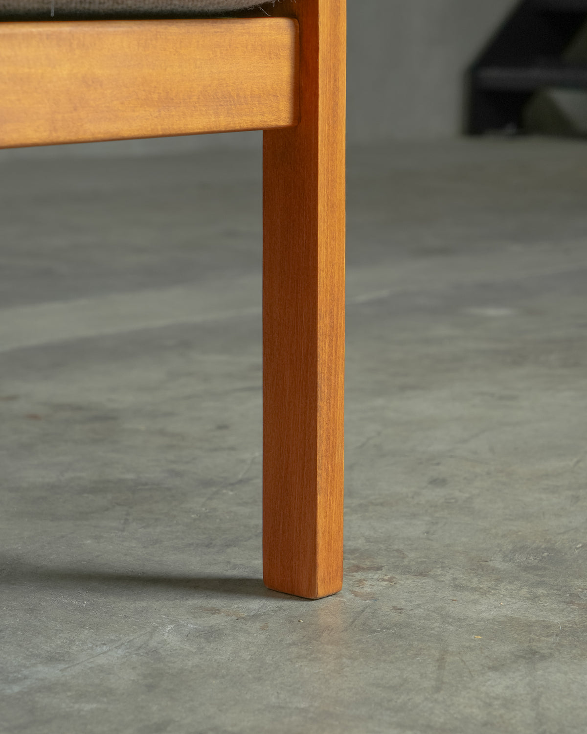 GE284 / Hans J. Wegner / GETAMA｜北欧ヴィンテージ オーク材 イージーチェア